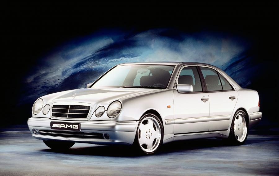  Mercedes-Benz E50 AMG (Bm.210.072) 1996 года  (фото 4 из 8)